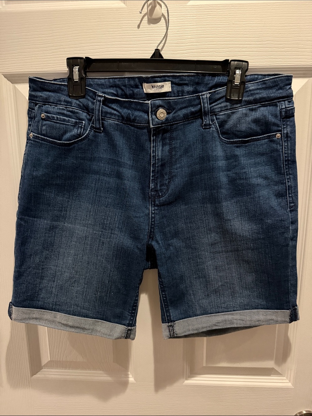 Kensie Dark Blue Denim Rolled-Hem Shorts